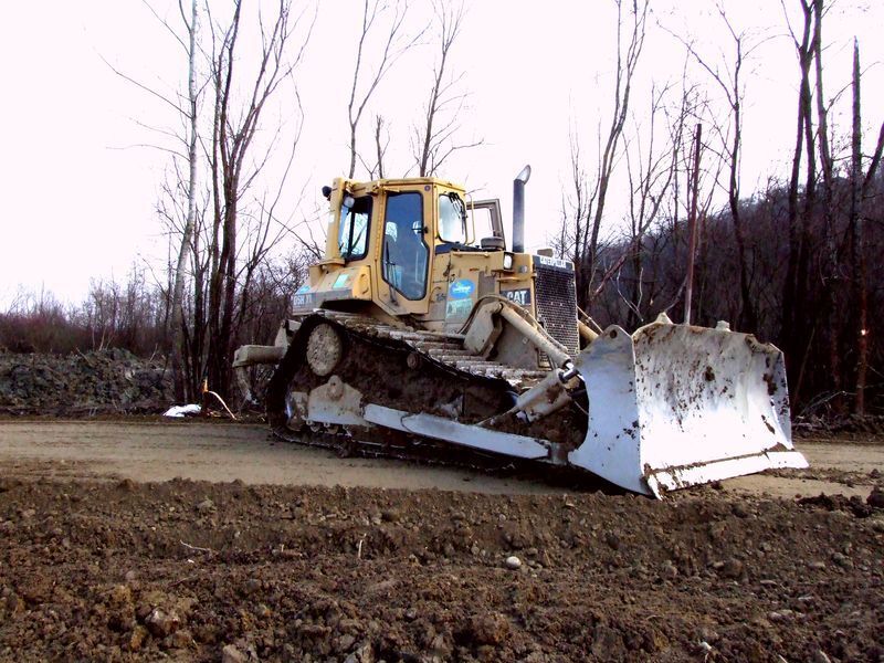 Bulldozer > Bulldozer > Caterpillar > D5
