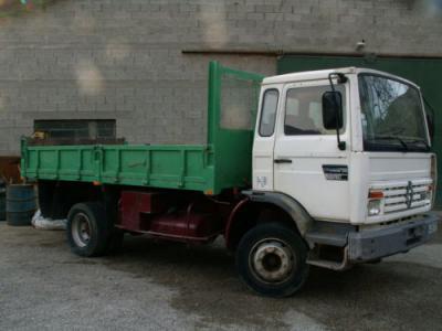 Camion benne > Porteur benne 4X2 > Renault > M 140 