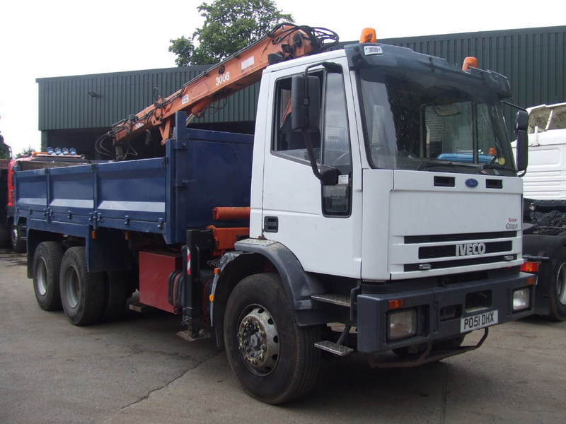 Camion benne > Porteur benne 6X4 > Iveco > .