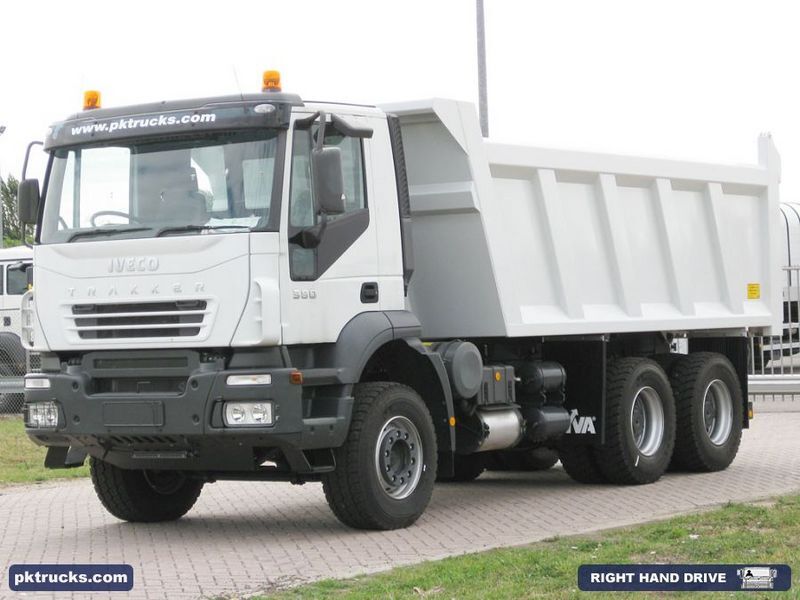 Camion benne > Porteur benne 6X4 > Iveco > .