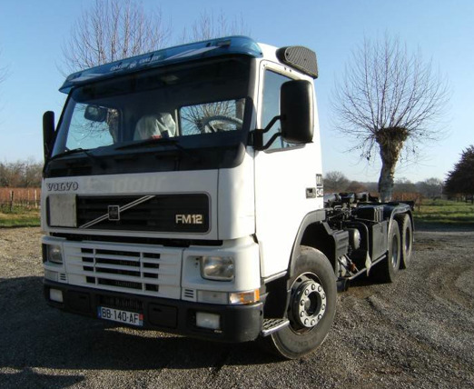 Camion benne > Porteur benne amovible > Volvo > 6X4