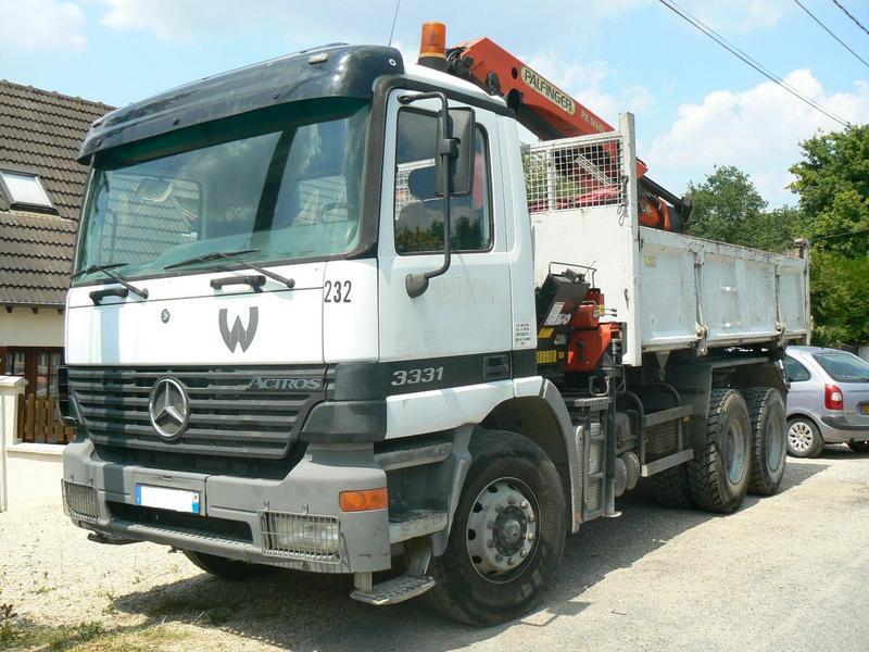 Camion porteur mercedes