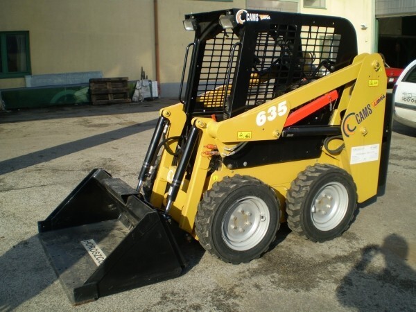 Chargeuse > Chargeuse compacte sur pneus > Bobcat > CAMS 635 