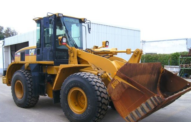 Chargeuse > Chargeuse sur pneus > Caterpillar > 938