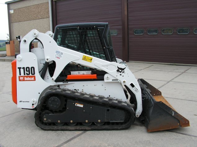 Chargeuse sur chenilles > Chargeuse compacte sur chenilles > Bobcat > 190