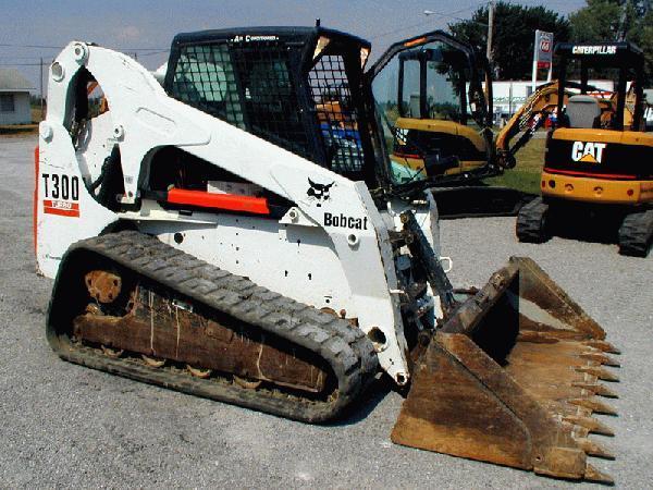 Chargeuse sur chenilles > Chargeuse compacte sur chenilles > Bobcat > T300