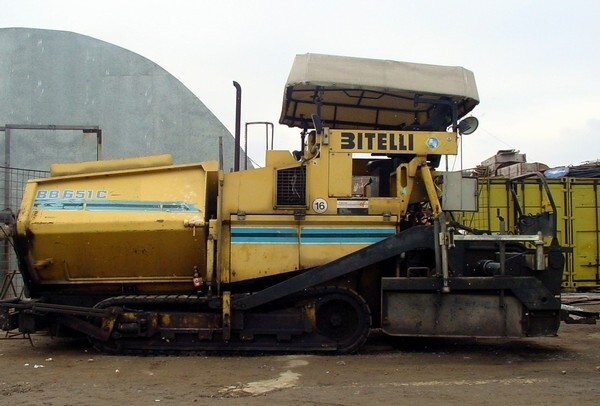 Finisseur > Finisseur sur chenilles &agrave; table t&eacute;lescopique > Bitelli > BB 651