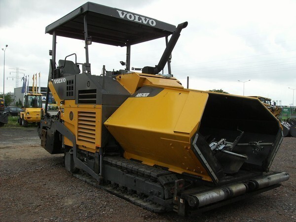 Finisseur > Finisseur sur chenilles &agrave; table t&eacute;lescopique > Volvo > 7820