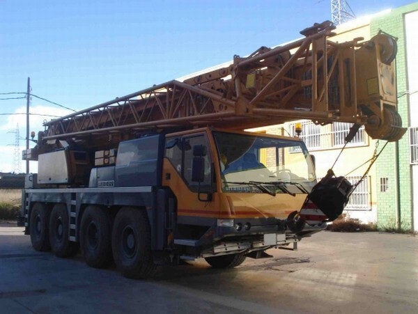 Grue mobile > Grue mobile automotrice &agrave; fl&egrave;che t&eacute;lescopique > Liebherr > 1060-2