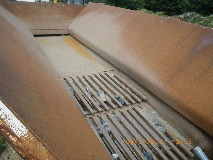 Mat&eacute;riel pour la mise en oeuvre du b&eacute;ton > Concasseur mobile > Om > LT 1110 PERCUSSION