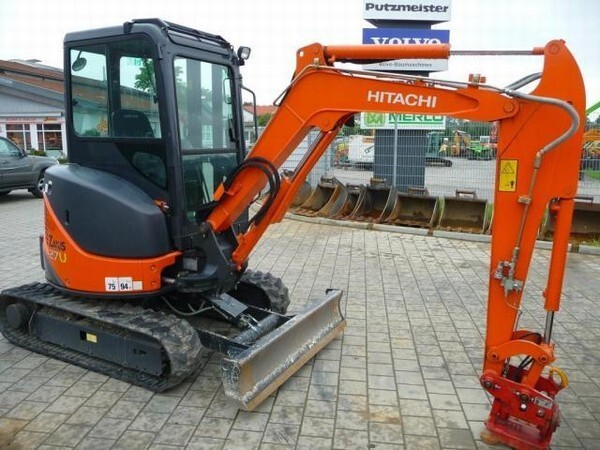 Mini-pelle hydraulique <5T > Mini-pelle hydraulique sur chenilles > Hitachi > ZX 27