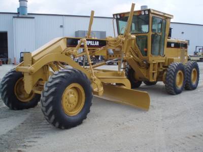 Niveleuse > Niveleuse &agrave; ch&acirc;ssis articul&eacute; 6x4 > Caterpillar > 140H