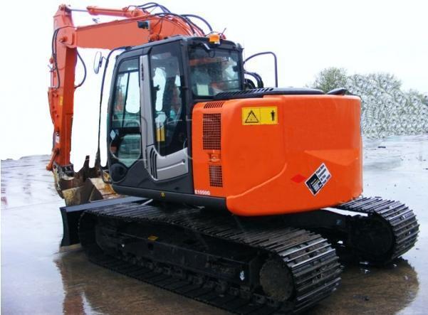 Pelle hydraulique > Pelle hydraulique sur chenilles > Hitachi > 12 T
