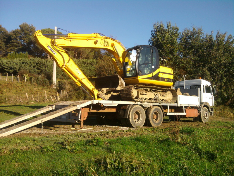 Pelle hydraulique > Pelle hydraulique sur pneus > Jcb > JS 130