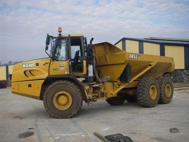 Tombereau articul&eacute; > Tombereau articul&eacute; 6x4 > Bell > B25 D