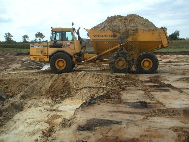 Tombereau articul&eacute; > Tombereau articul&eacute; 6x6 > Volvo > A25C