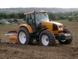 Tracteur > Tracteur de chantier 4x4 > Renault > 60