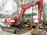 Pelle hydraulique sur chenilles Neuson 12002