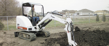 Bobcat 325