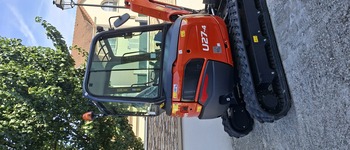 Kubota U27-4