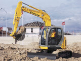 Pelle hydraulique sur chenilles New holland E70