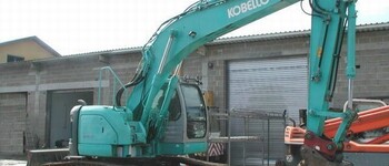 Kobelco 235SR